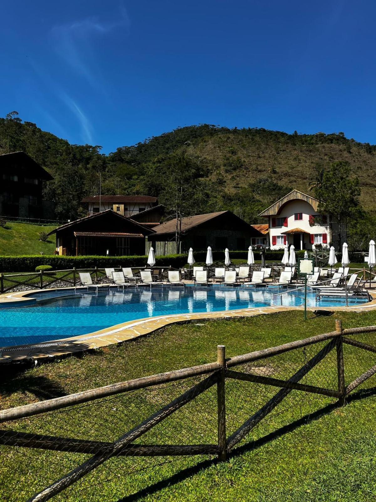 Fazenda Suica Le Canton Teresópolis Exterior foto